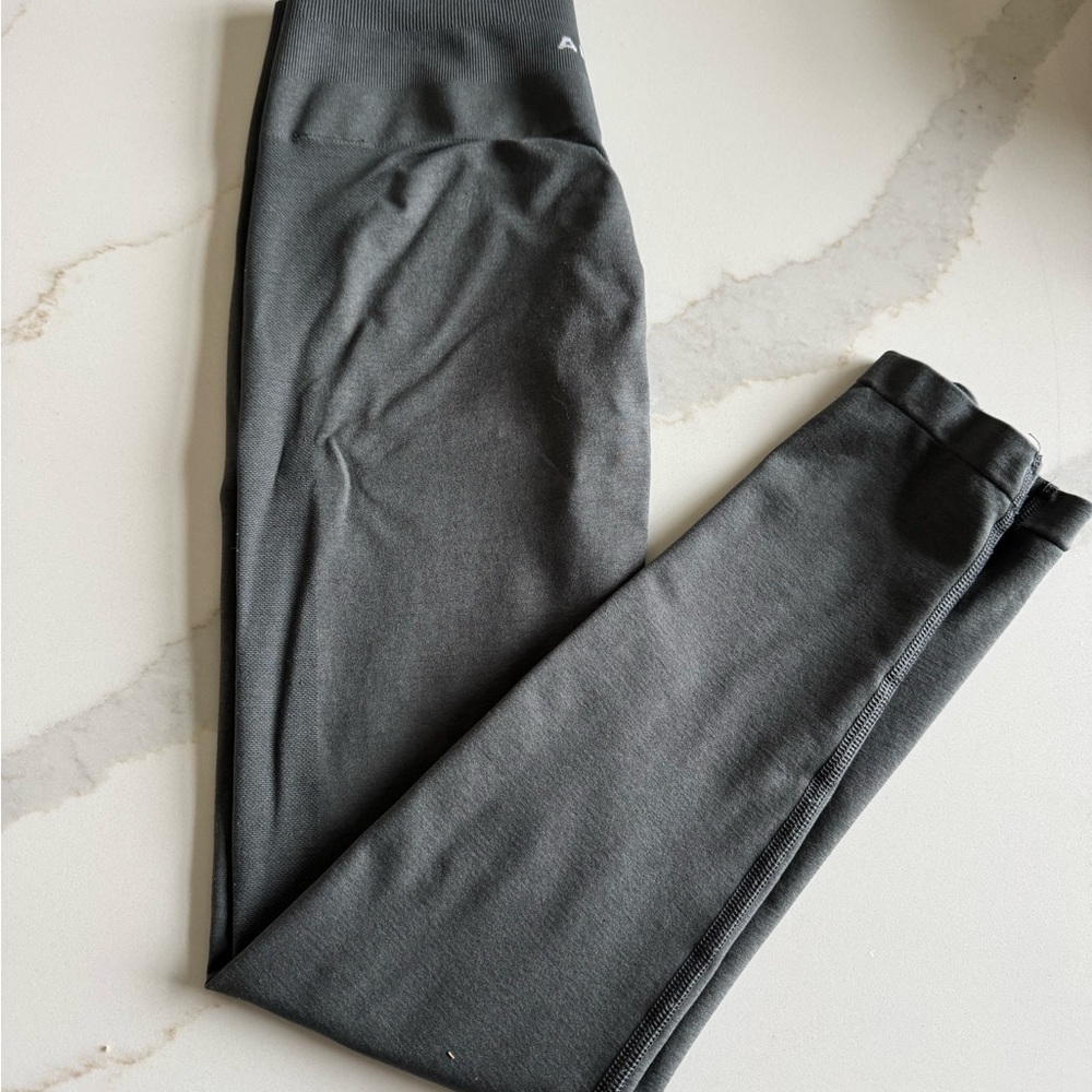 Alphalete Gray Leggings